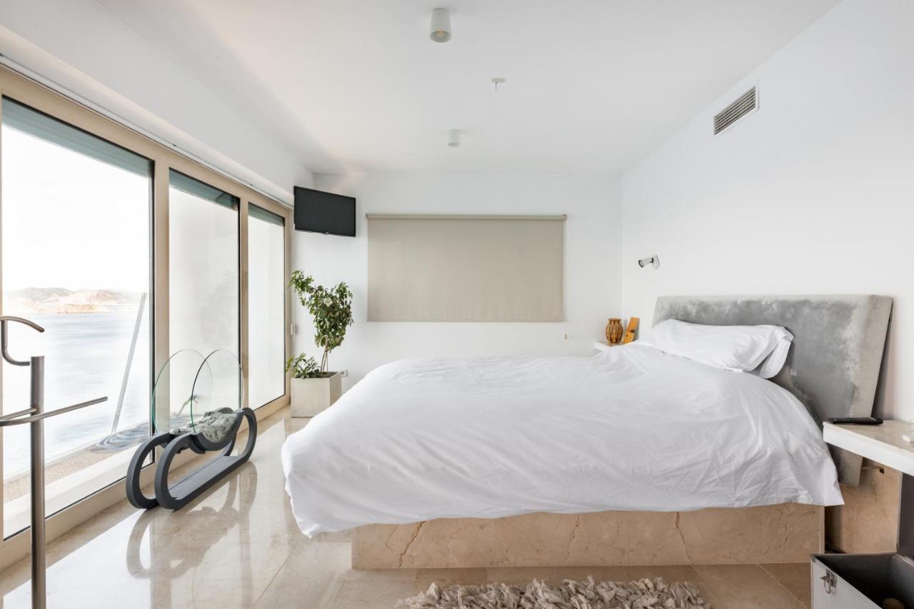 Exclusive Seafront Villa,Private Pool,Gym,Bbq El Toro  Eksteriør bilde