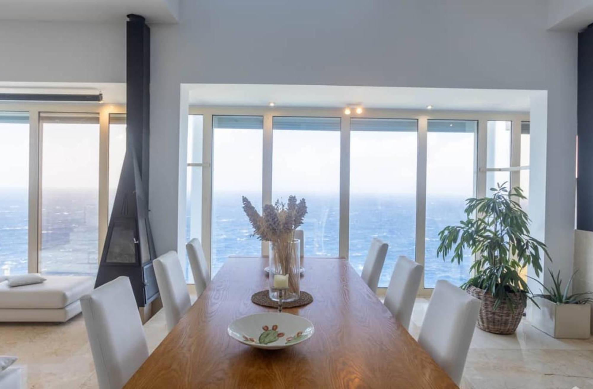 Exclusive Seafront Villa,Private Pool,Gym,Bbq El Toro  Eksteriør bilde